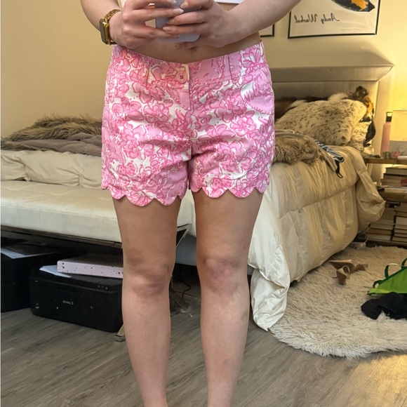 Lilly Pulitzer Buttercup Short - Picture 5 of 5
